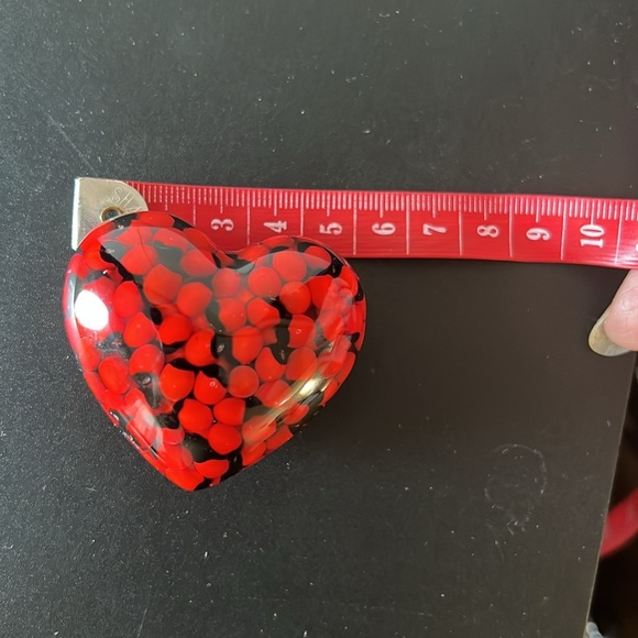 NWOT 🆕 Huayruros 3D Heart-Shaped Decor Accent, with magnet. - Picture 4 of 9